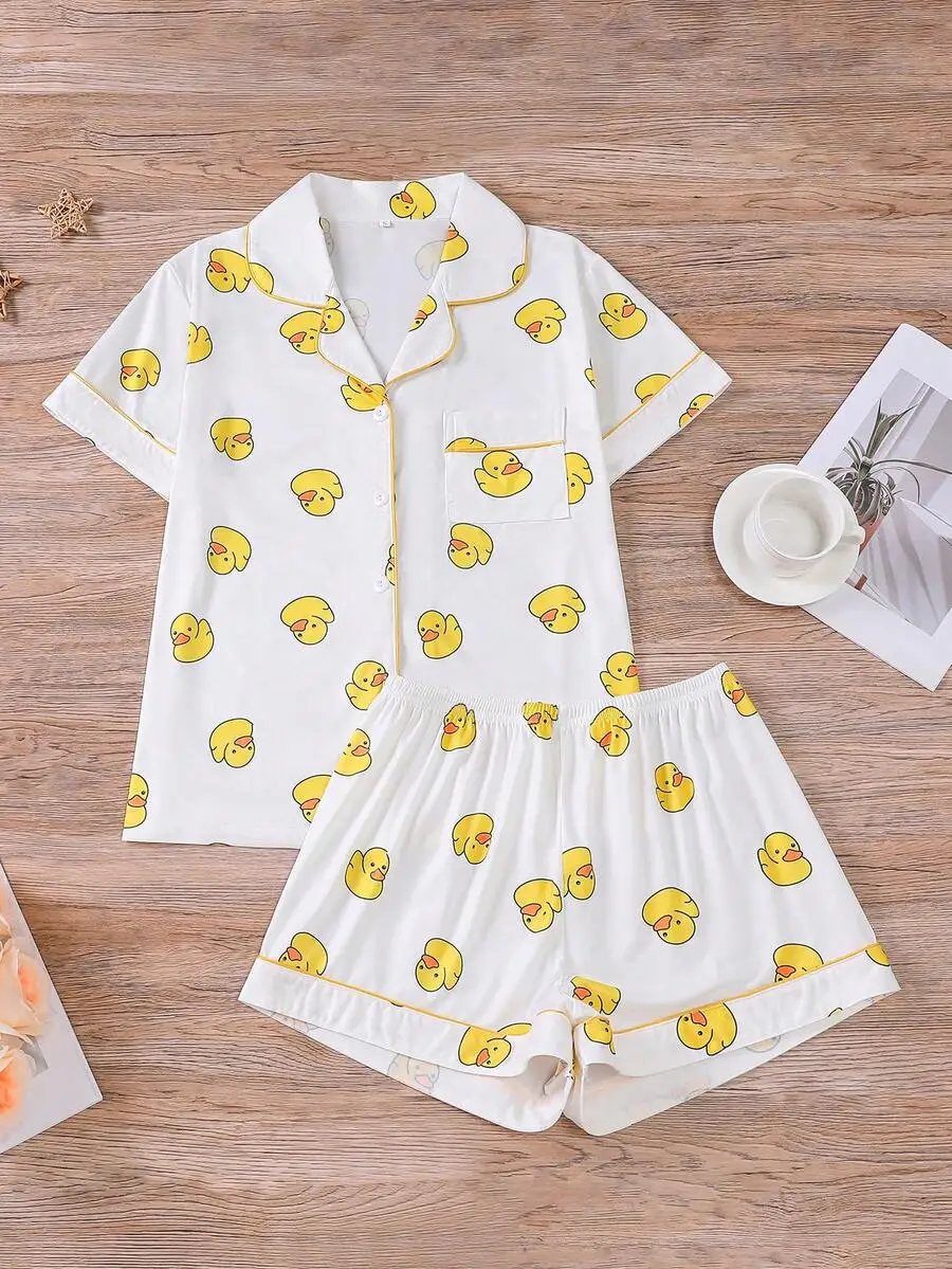 2pcs Women Summer Yellow Duck Print Pajama Set Short Sleeve Collared Top Elastic Waist Shorts
2pcs Women Summer Yellow Duck Print Pajama Set Short Sleeve Collared Top Elastic Waist Shorts