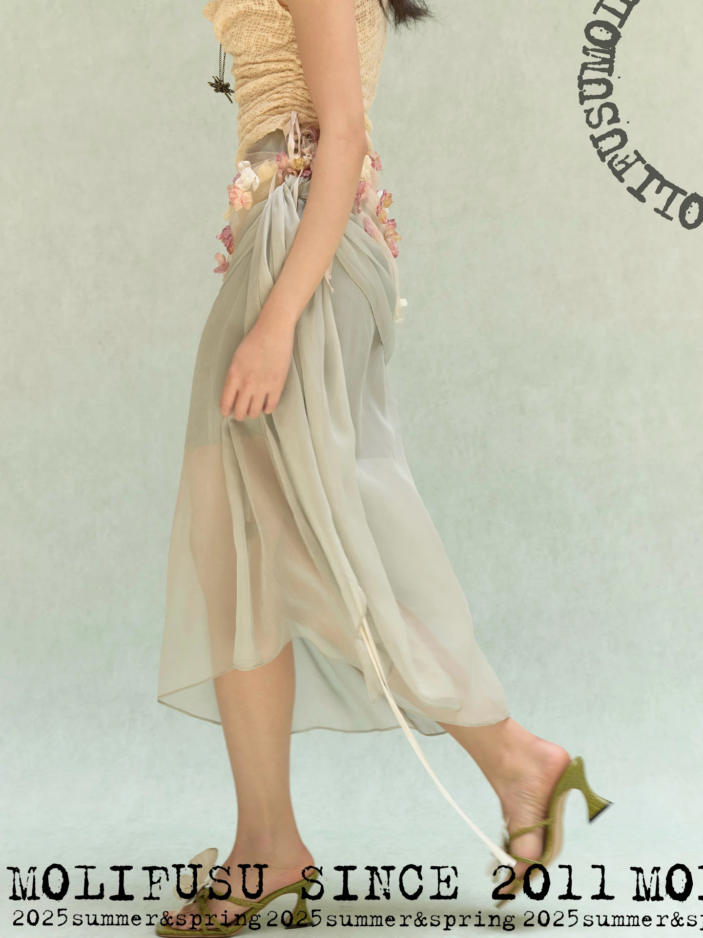 Jasmine And Fu Su Double Layer Deconstructed Asymmetrical Skirt with Lace Trim Low Waist a Line Skirt for Women Daily Wear
Jasmine And Fu Su Double Layer Deconstructed Asymmetrical Skirt with Lace Trim Low Waist a Line Skirt for Women Daily Wear