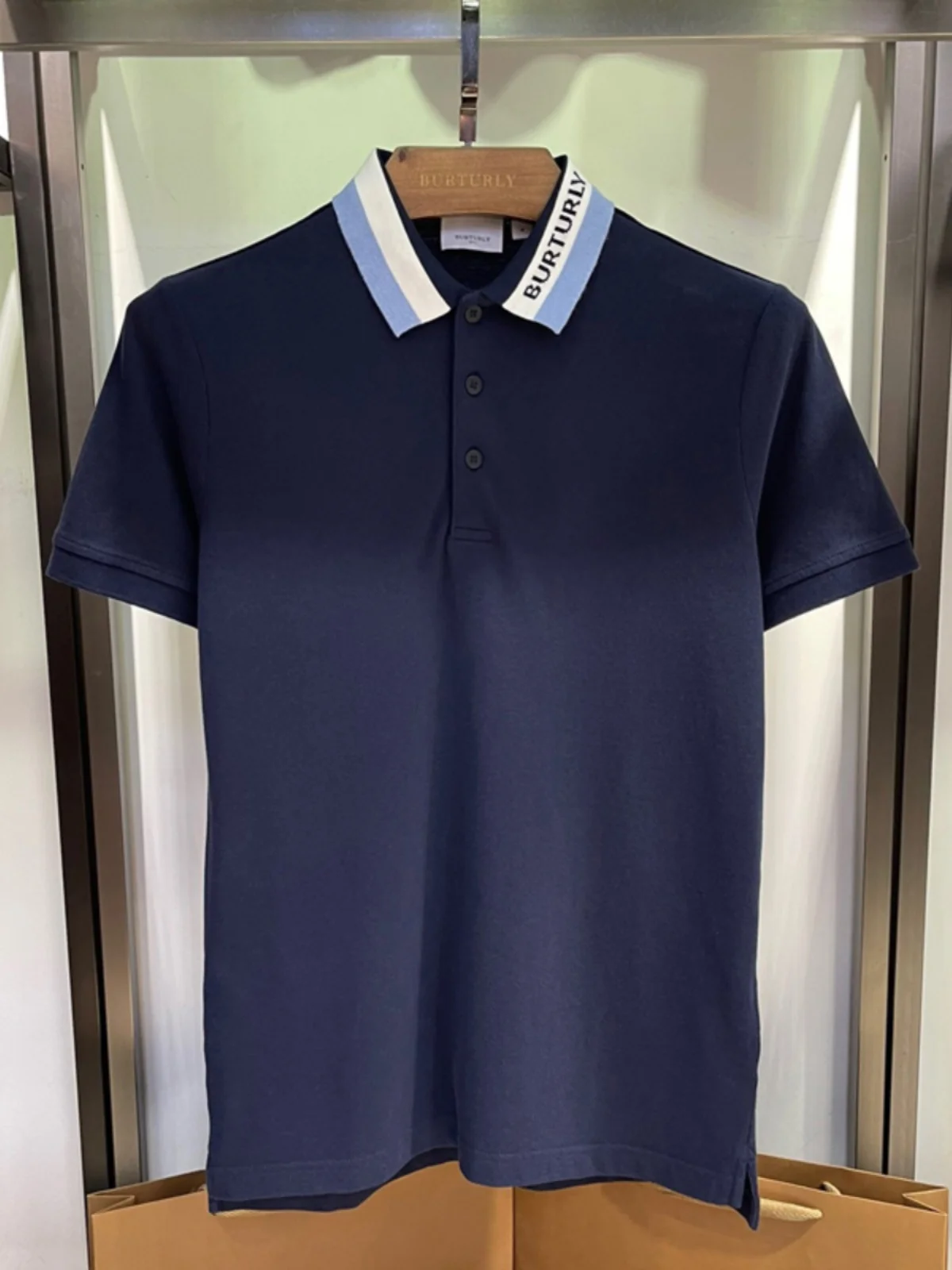 High-End plus Size Men's ort Sve T-irt Turn-down Collar Slim Fit Embroidered Pure Cotton Busin Casual irt
High-End plus Size Men's ort Sve T-irt Turn-down Collar Slim Fit Embroidered Pure Cotton Busin Casual irt