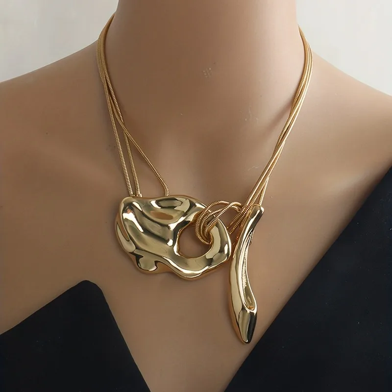 Sexy, exaggerated, abstract, irregular, multi-layered necklace, gold, light luxury temperament, collarbone chain jewelry
Sexy, exaggerated, abstract, irregular, multi-layered necklace, gold, light luxury temperament, collarbone chain jewelry