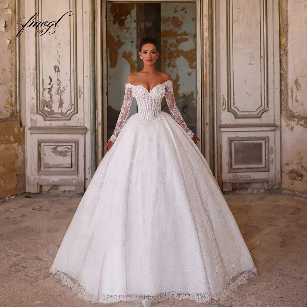 Customized Off The Shoulder Classic A-Line Wedding Dresses Lace Embroidery Stunning Vestido De Novia Chic Vintage Bridal Gowns
Customized Off The Shoulder Classic A-Line Wedding Dresses Lace Embroidery Stunning Vestido De Novia Chic Vintage Bridal Gowns