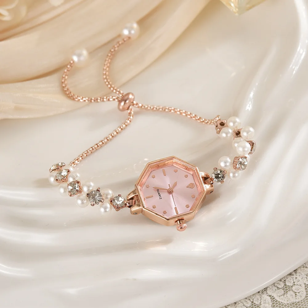 Exquisite Pearl Bracelet with Diamonds Women Quartz Watch Alloy Adjustable Strap Luxury Small Dial Ladies Wristwatches
Exquisite Pearl Bracelet with Diamonds Women Quartz Watch Alloy Adjustable Strap Luxury Small Dial Ladies Wristwatches