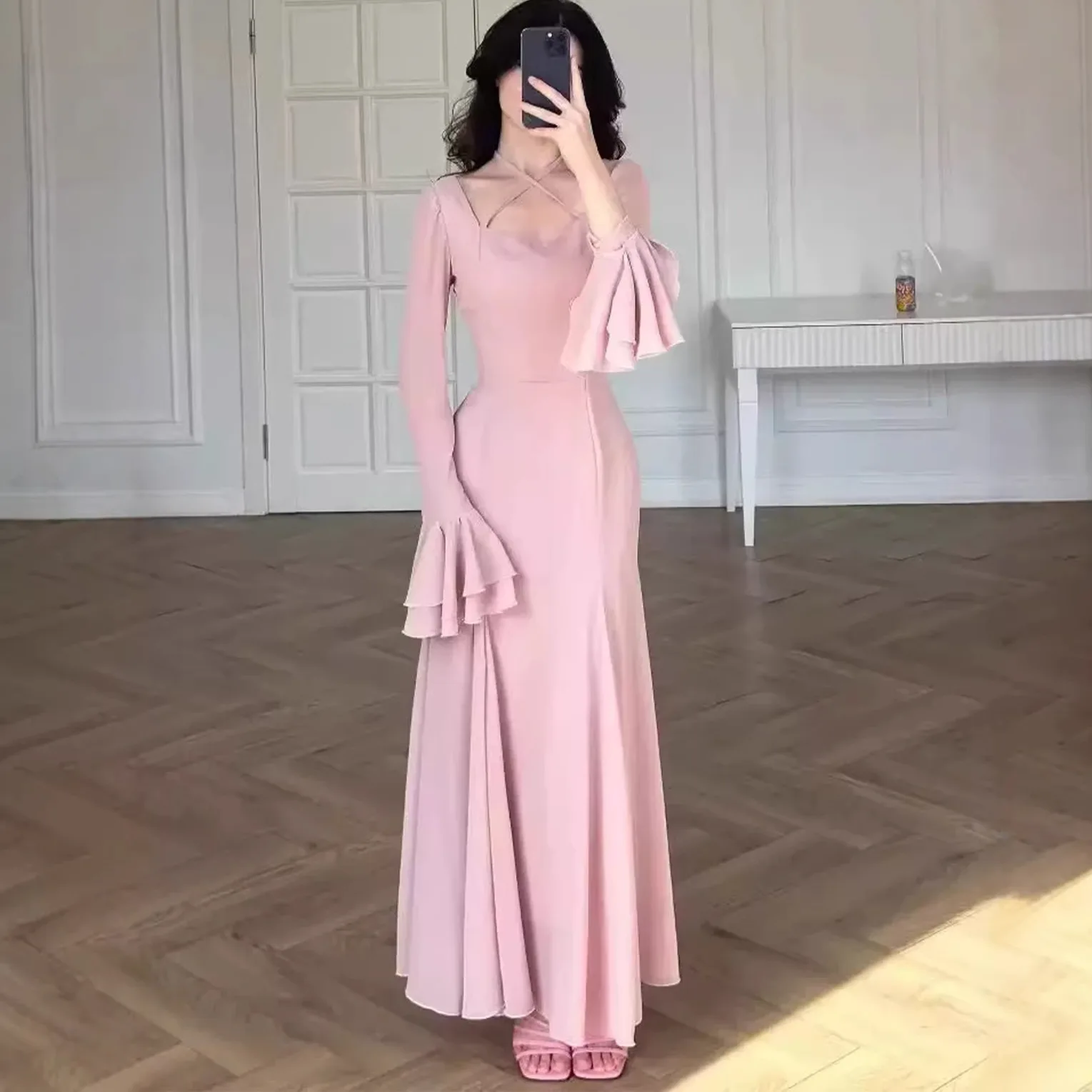 Long Dress Women Party Dresses Flare Sleeve Vestidos Halter Neck Lace Up Tight Waist A Line Spring Summer Elegant Maxi Gown 2026
Long Dress Women Party Dresses Flare Sleeve Vestidos Halter Neck Lace Up Tight Waist A Line Spring Summer Elegant Maxi Gown 2026