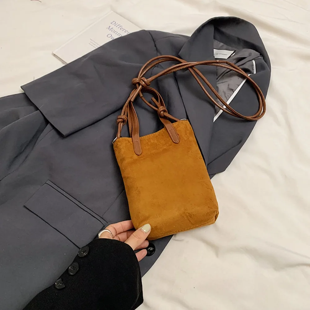 Retro PU Leopard Print Shoulder Bag Korean Style Fashion Design Suede Crossbody Bag Adjustable Strap Clutch Handbag Outdoor
Retro PU Leopard Print Shoulder Bag Korean Style Fashion Design Suede Crossbody Bag Adjustable Strap Clutch Handbag Outdoor