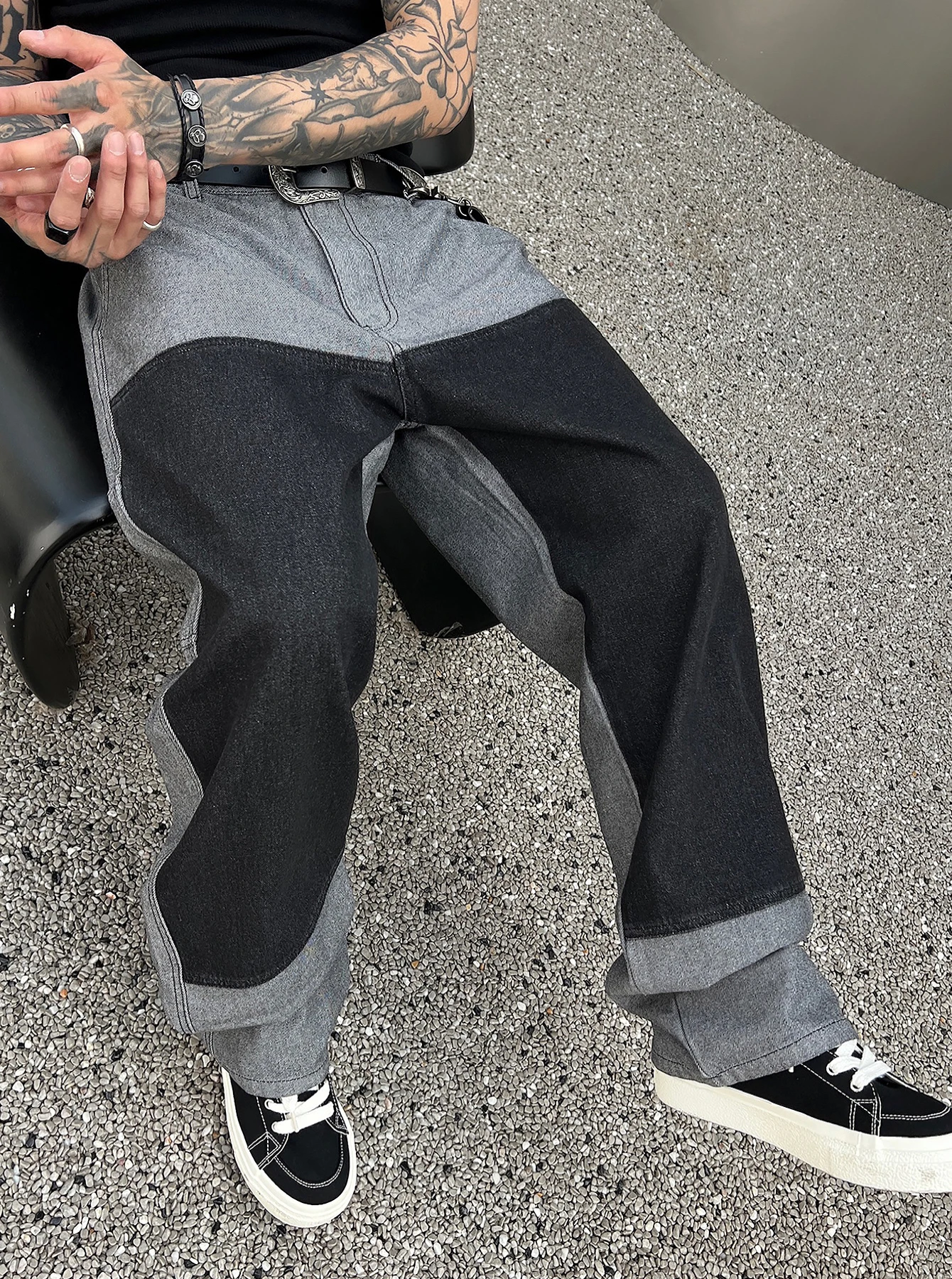 Men's Denim Pants Retro Gradient Color Blocked Wide Leg Jeans Streetwear New Simple Washing Pants Baggy Jeans Clothing for Men
Men's Denim Pants Retro Gradient Color Blocked Wide Leg Jeans Streetwear New Simple Washing Pants Baggy Jeans Clothing for Men