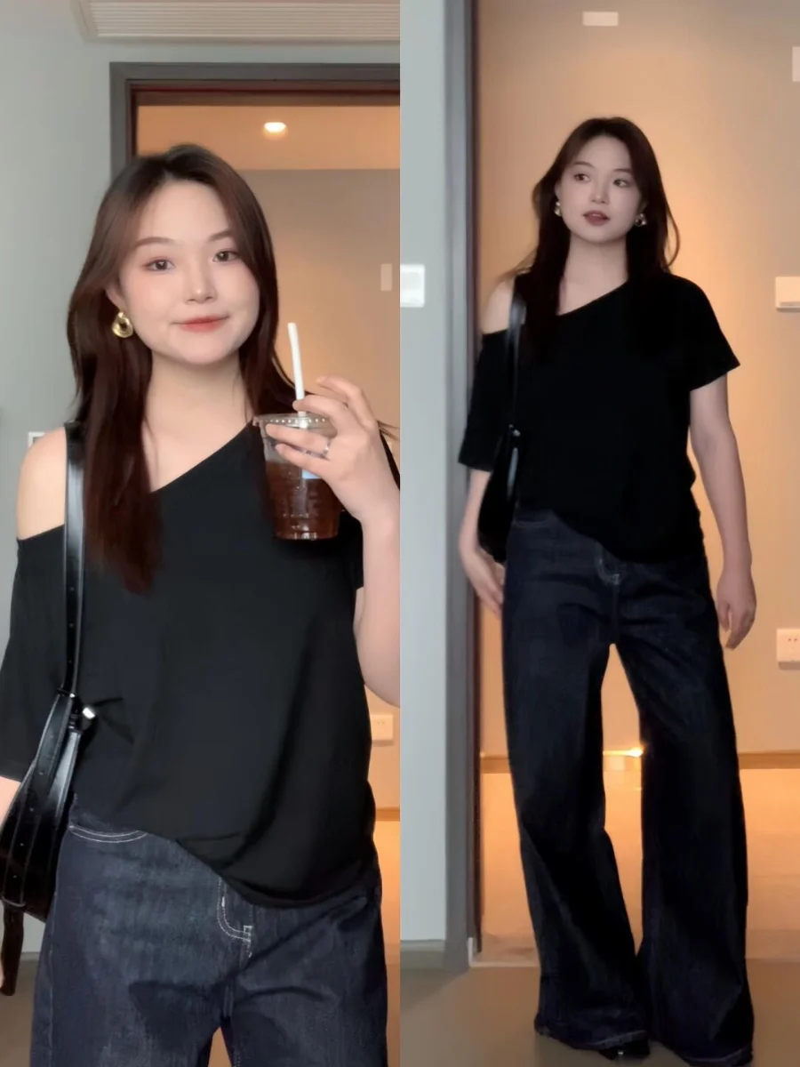 Женская летняя футболка больших размеров с открытыми плечами, свободного кроя, с эффектом стройности, универсальный топ с асимметричным вырезом на плече, повседневная одежда в стиле Ins.
Женская летняя футболка больших размеров с открытыми плечами, свободного кроя, с эффектом стройности, универсальный топ с асимметричным вырезом на плече, повседневная одежда в стиле Ins.