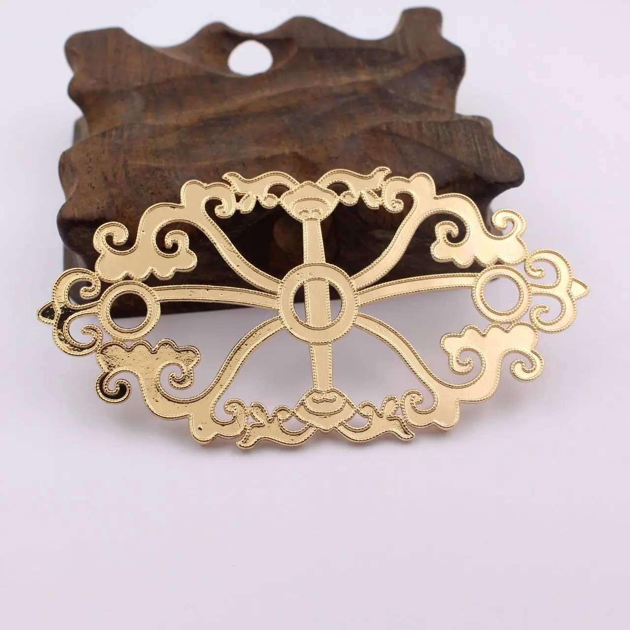 2pcs 105x55mm Brass Casted Lucky Cloudy Loops Connectors Decoration Women Bridal Quality DIY Wedding Jewelry Accessories
2pcs 105x55mm Brass Casted Lucky Cloudy Loops Connectors Decoration Women Bridal Quality DIY Wedding Jewelry Accessories