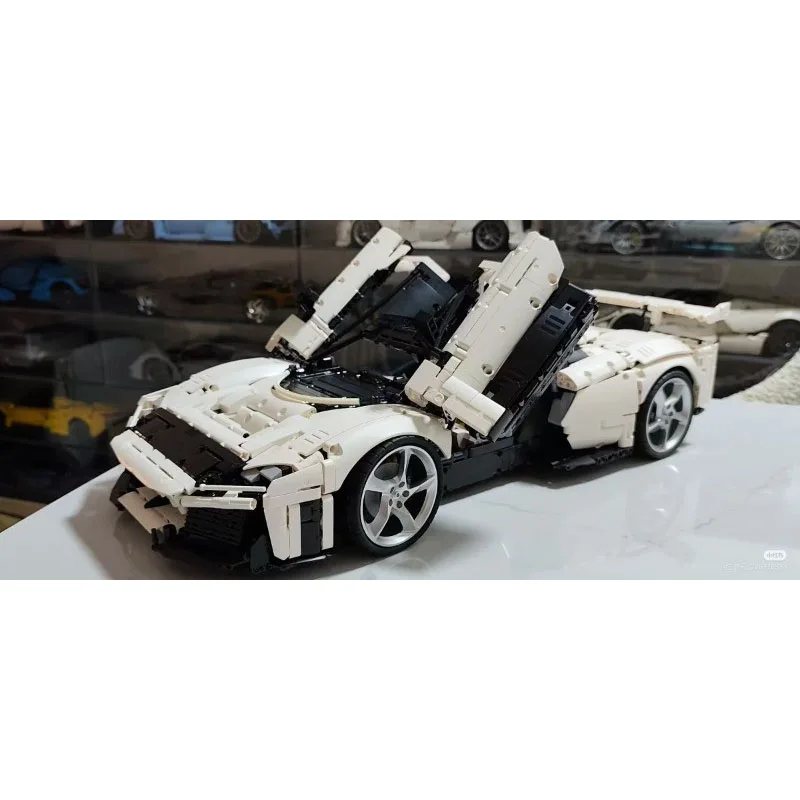 MOC-200968 Новый суперкар F80, гоночный автомобиль 1:8, модель строительного блока, 5117 деталей, MOC, креативные строительные блоки для мальчиков и детей на день рождения, игрушка в подарок
MOC-200968 Новый суперкар F80, гоночный автомобиль 1:8, модель строительного блока, 5117 деталей, MOC, креативные строительные блоки для мальчиков и детей на день рождения, игрушка в подарок