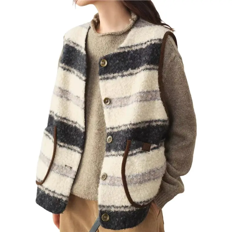 A24F-Womens Faux Fur Plaid Vest Fall Button Up Fuzzy Casual Sleeveless Outerwear Jacket With Pockets
A24F-Womens Faux Fur Plaid Vest Fall Button Up Fuzzy Casual Sleeveless Outerwear Jacket With Pockets