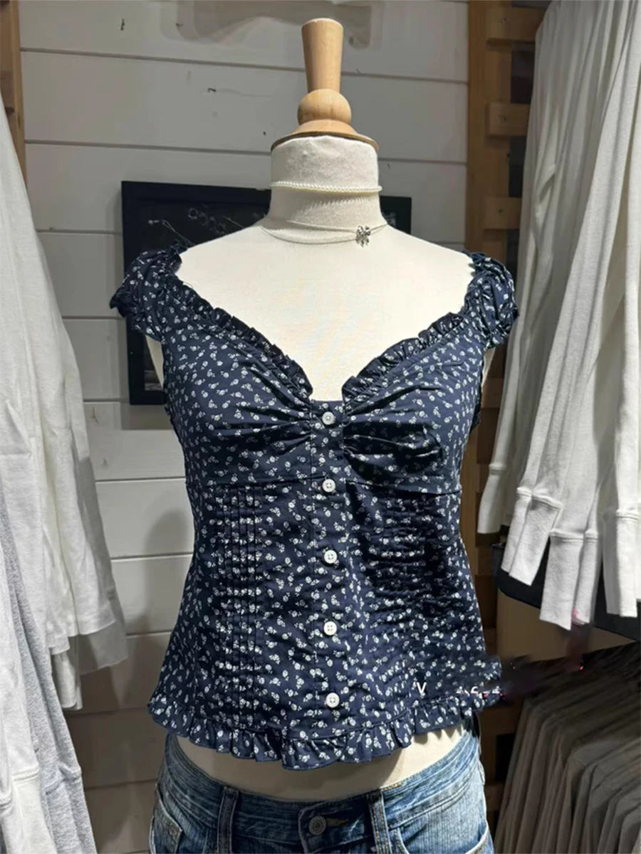 Navy Floral Ruffles Slim T-shirt Women Summer Single Breasted Short Puff Sleeve Tee Shirts Retro Street Cotton New Crop Tops Y2k
Navy Floral Ruffles Slim T-shirt Women Summer Single Breasted Short Puff Sleeve Tee Shirts Retro Street Cotton New Crop Tops Y2k