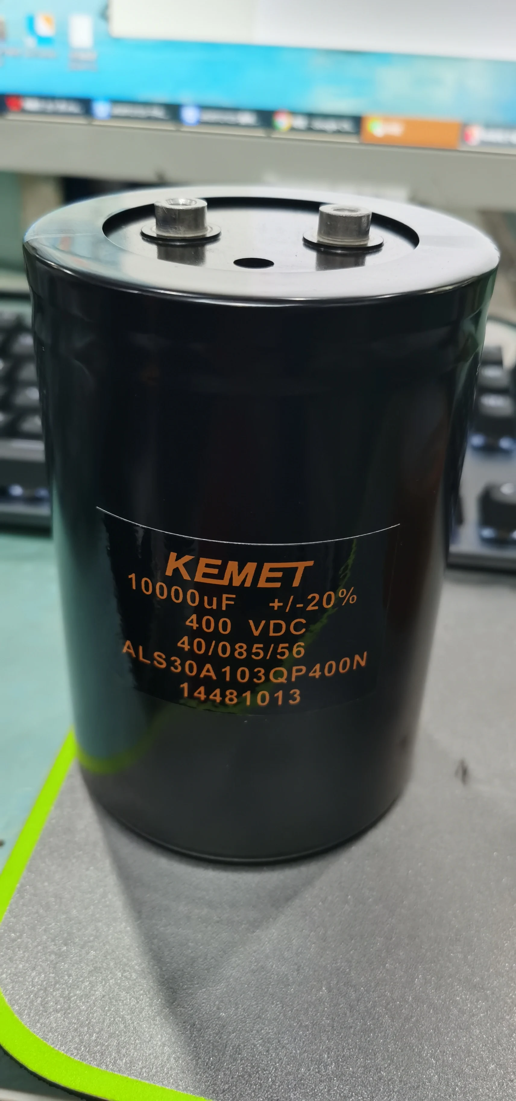 1PCS/lot New original 400V10000UF 90X130MM Screw-type aluminum electrolytic capacitor
1PCS/lot New original 400V10000UF 90X130MM Screw-type aluminum electrolytic capacitor