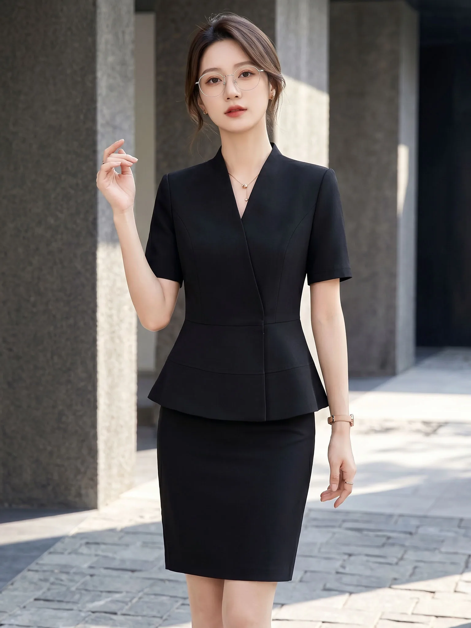 Black Professional Summer Thin Suit Set Women's Gold Store Guide Front Desk Reception Work Uniform Beauty Salon Uniform
Black Professional Summer Thin Suit Set Women's Gold Store Guide Front Desk Reception Work Uniform Beauty Salon Uniform