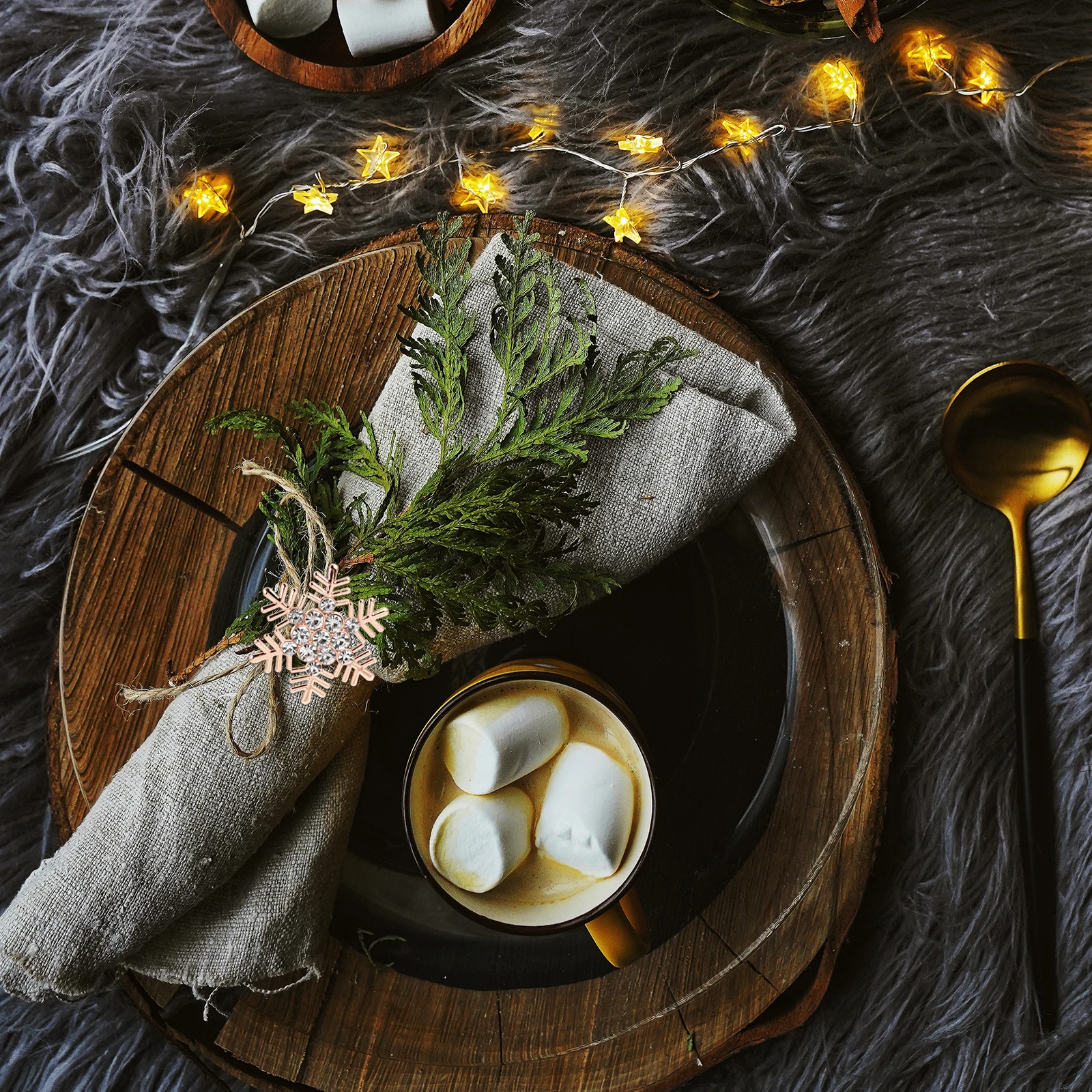 5pcs Napkin Ring Vintage Snowflake Shaped Pine Golden Alloy Modern Elegant Wedding Party Christmas Home Decor Kitchen
5pcs Napkin Ring Vintage Snowflake Shaped Pine Golden Alloy Modern Elegant Wedding Party Christmas Home Decor Kitchen