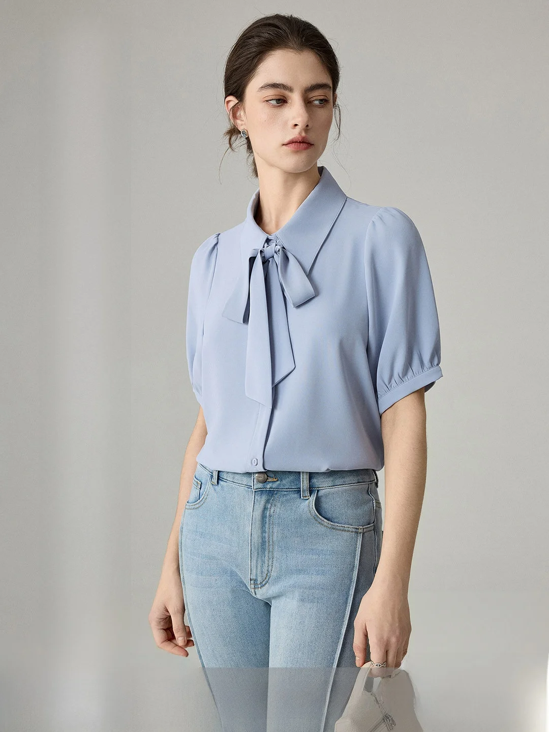 Yoka Home Summer Blue Silk Knot Short Sleeve Shirt Women's Professional Formal Commuting Interview Blouse
Yoka Home Summer Blue Silk Knot Short Sleeve Shirt Women's Professional Formal Commuting Interview Blouse