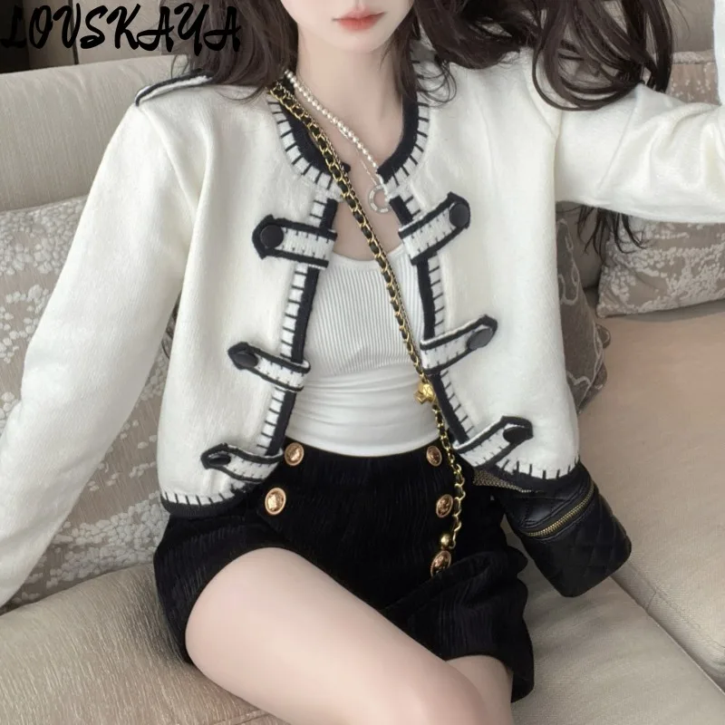 Fashionable short sweater jacket women French style small fragrant style contrasting knitted cardigan women autumn winter
Fashionable short sweater jacket women French style small fragrant style contrasting knitted cardigan women autumn winter