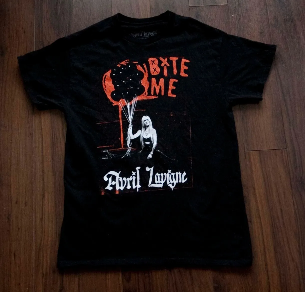 Футболка Avril Lavigne Bite Me Canada Tour 2022, размер M 02G1229p
Футболка Avril Lavigne Bite Me Canada Tour 2022, размер M 02G1229p