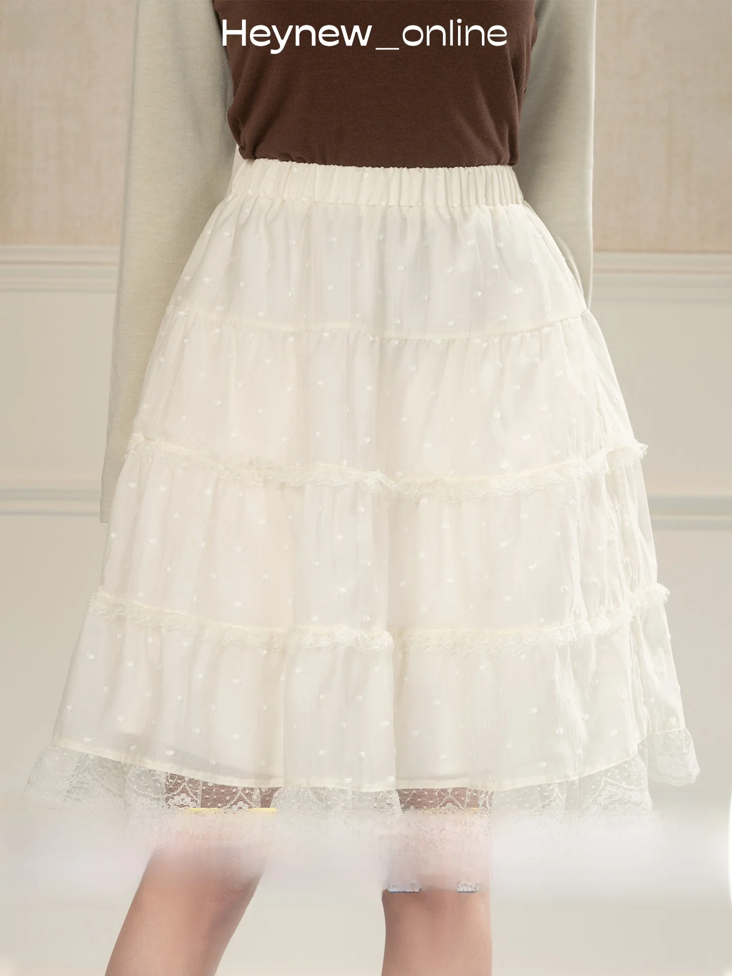 Новая простая белая юбка из фатина в горошек для женщин, с высокой талией, пышная, в стиле принцесс, красивая, модная, для весеннего сезона
Новая простая белая юбка из фатина в горошек для женщин, с высокой талией, пышная, в стиле принцесс, красивая, модная, для весеннего сезона
