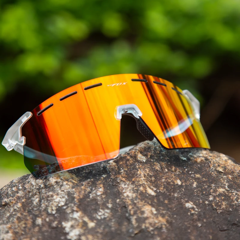 BATFOX Photochromic Cycling Sunglasses TR-90 Material Sunglasses for Men Women Road Mountain Bike Eyewear Bike Accessories
BATFOX Photochromic Cycling Sunglasses TR-90 Material Sunglasses for Men Women Road Mountain Bike Eyewear Bike Accessories