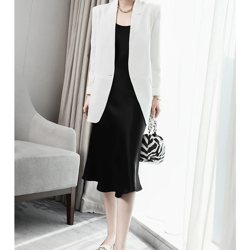 Весна-Лето 2026: Элегантный женский костюм из ацетата для повседневной носки, средней длины, с рукавом 3/4, для работы и отдыха, приталенный крой.
Весна-Лето 2026: Элегантный женский костюм из ацетата для повседневной носки, средней длины, с рукавом 3/4, для работы и отдыха, приталенный крой.