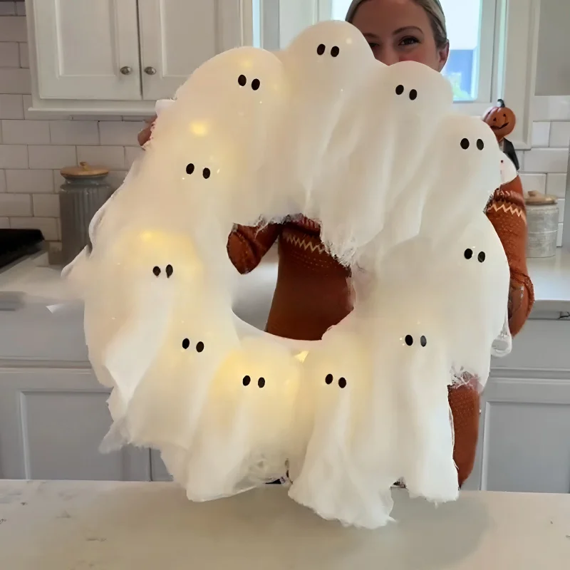 Halloween Light-Up Ghost Wreath Front Door Decoration Hanging Ornament Interior and Exterior Decoration Handmade
Halloween Light-Up Ghost Wreath Front Door Decoration Hanging Ornament Interior and Exterior Decoration Handmade