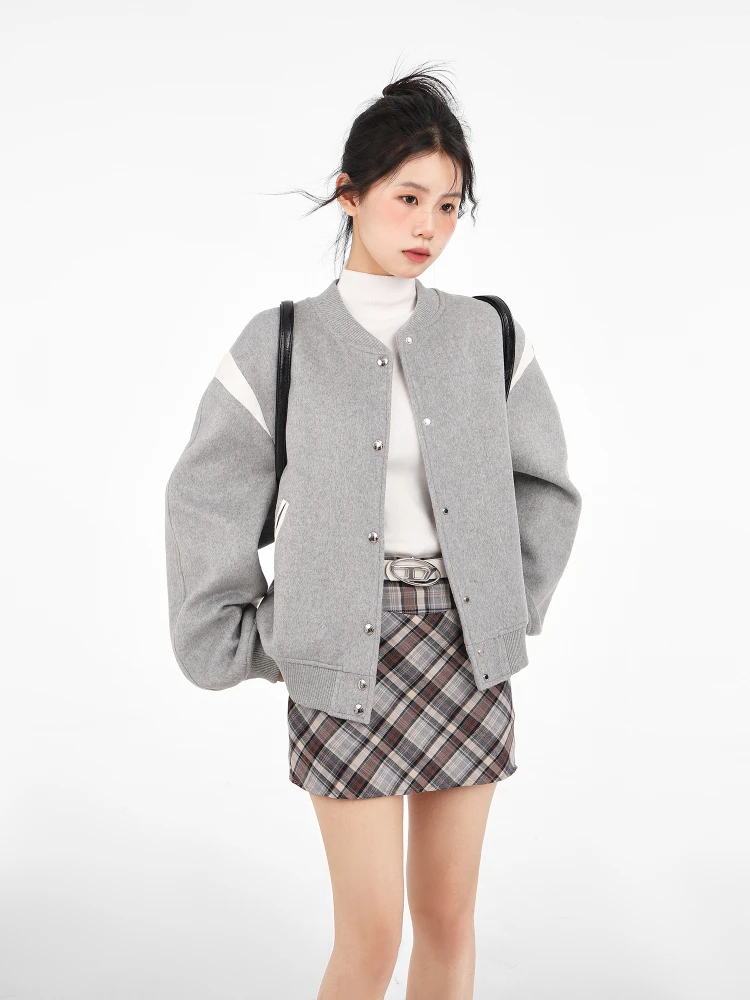 Gray Baseball Jacket Women's Color Matching Single-Breasted Spring and Autumn Loose Casual Sweater Cardigan Fashion All-Matching
Gray Baseball Jacket Women's Color Matching Single-Breasted Spring and Autumn Loose Casual Sweater Cardigan Fashion All-Matching