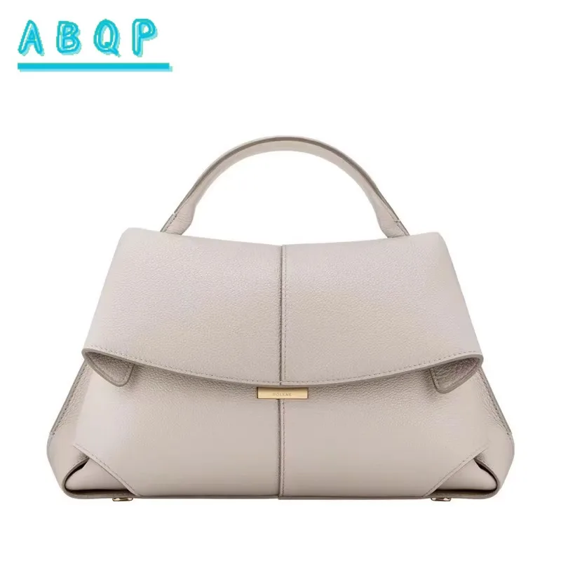Stylish Single Shoulder Leather Handbag High-End Leather Crossbody Bag Adjustable Shoulder Straps Smooth Texture Design Handbag
Stylish Single Shoulder Leather Handbag High-End Leather Crossbody Bag Adjustable Shoulder Straps Smooth Texture Design Handbag