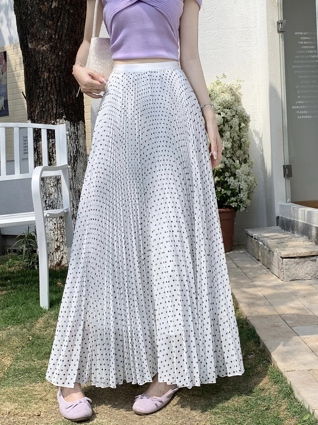 Elegant Black Polka Dot Halter Neck Dress Women's Fashion Spring Summer New Style High Waist Slimming Simple Style Skirt
Elegant Black Polka Dot Halter Neck Dress Women's Fashion Spring Summer New Style High Waist Slimming Simple Style Skirt