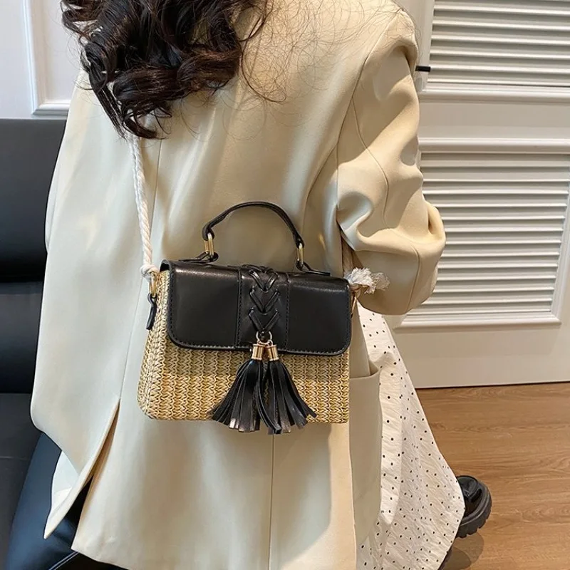 Minimalist Luxury Shopper Tote And Unique Fashionable Diaper Bags For Women Elegant Crossbody-Bag
Minimalist Luxury Shopper Tote And Unique Fashionable Diaper Bags For Women Elegant Crossbody-Bag