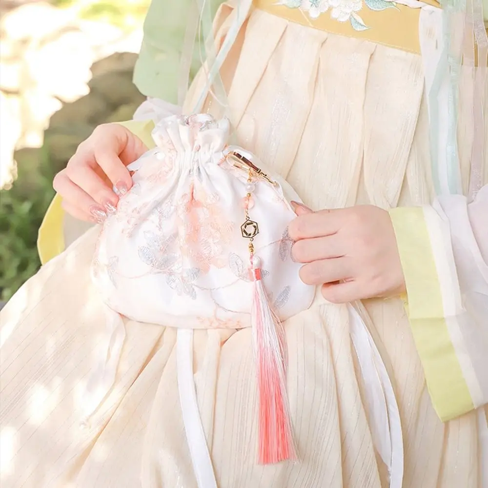 Portable Chinese Style Lace Drawstring Bag Tassels Flower Embroidery Handbag Shoulder Bag Purse Hanfu Crossbody Bag Travel
Portable Chinese Style Lace Drawstring Bag Tassels Flower Embroidery Handbag Shoulder Bag Purse Hanfu Crossbody Bag Travel