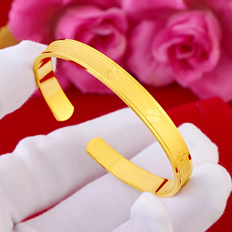 Pure Gold Thick Gold Clover Bracelet Flower Japanese and Korean Fashion Trend Gold Girl English Love Bracelet
Pure Gold Thick Gold Clover Bracelet Flower Japanese and Korean Fashion Trend Gold Girl English Love Bracelet