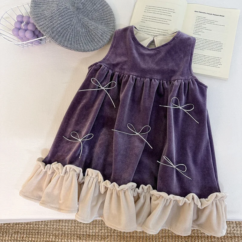 Children's Dress Winter New Style Girl Baby Fashionable Sleeveless Thickened Vest Dress Princess Girl Dress
Children's Dress Winter New Style Girl Baby Fashionable Sleeveless Thickened Vest Dress Princess Girl Dress
