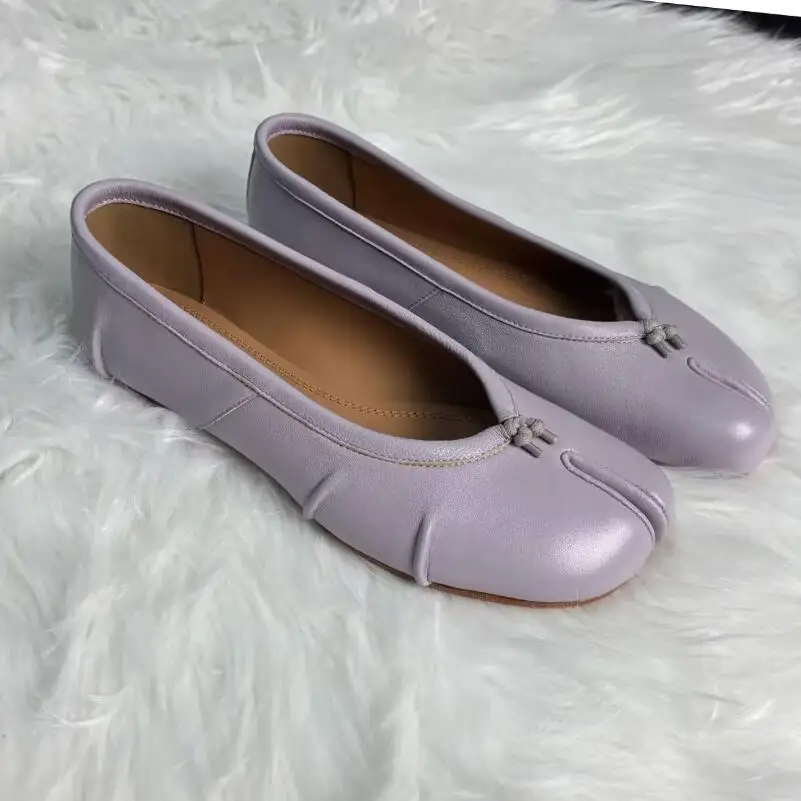 New Soft Leather Split Toe Women Tabi Ballet Flats Spring Autumn Comfortable Walking Lazy Loafers Casual Girls Dance Shoes
New Soft Leather Split Toe Women Tabi Ballet Flats Spring Autumn Comfortable Walking Lazy Loafers Casual Girls Dance Shoes