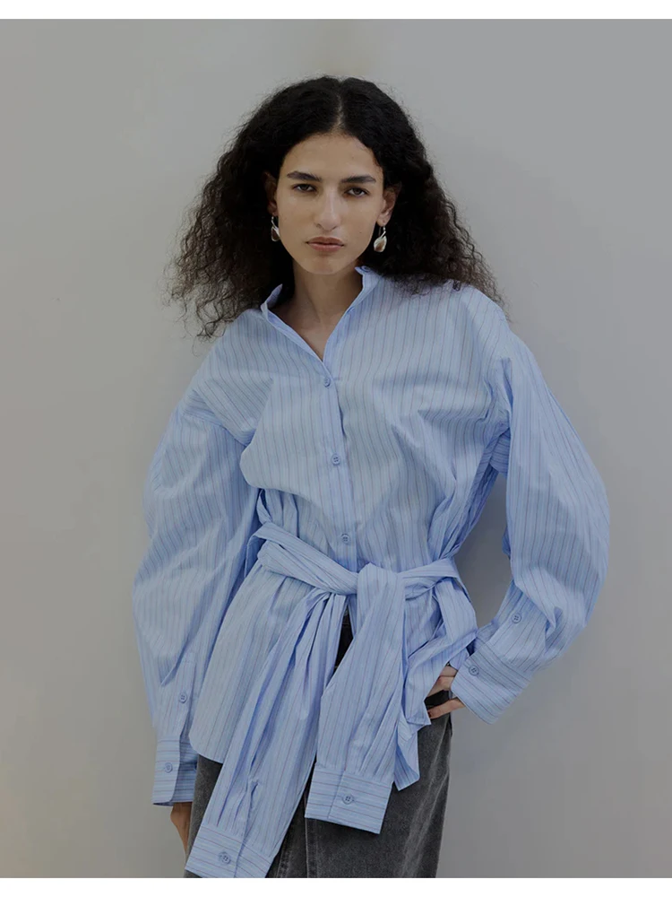 Slimming Effect Long Sleeve Women's Shirt Blue Stripes Open Cardigan Style Casual Wear Cotton Material Spring Summer Design
Slimming Effect Long Sleeve Women's Shirt Blue Stripes Open Cardigan Style Casual Wear Cotton Material Spring Summer Design
