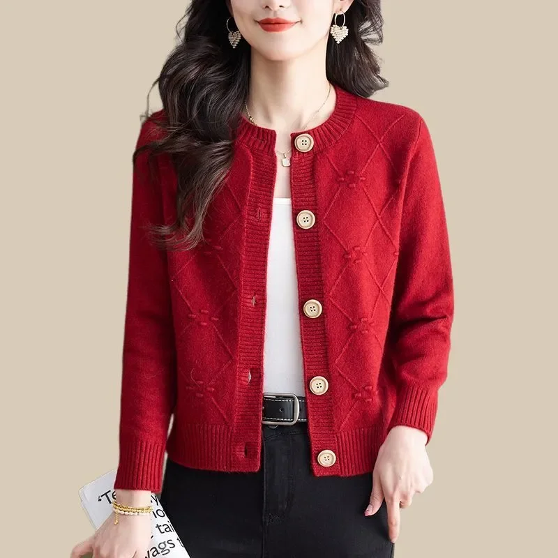 New Round Neck Knitted Cardigan, Fashionable and Versatile Outerwear, Women's Spring Style Western-style Loose Short Top
New Round Neck Knitted Cardigan, Fashionable and Versatile Outerwear, Women's Spring Style Western-style Loose Short Top