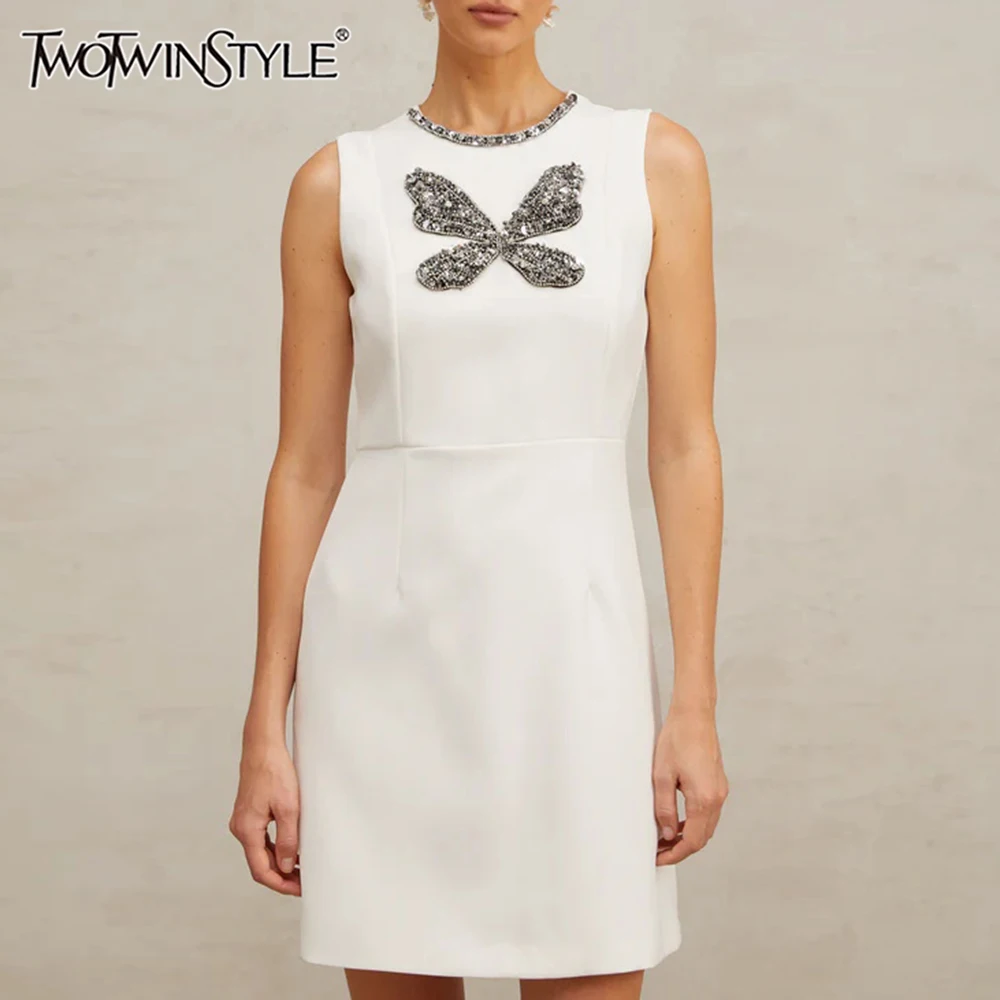 TWOTWINSTYLE Solid Slimming Fashion Dresses for Women Round Neck Sleeveless Patchwork Bead Temperament Dress Female Clothing New
TWOTWINSTYLE Solid Slimming Fashion Dresses for Women Round Neck Sleeveless Patchwork Bead Temperament Dress Female Clothing New