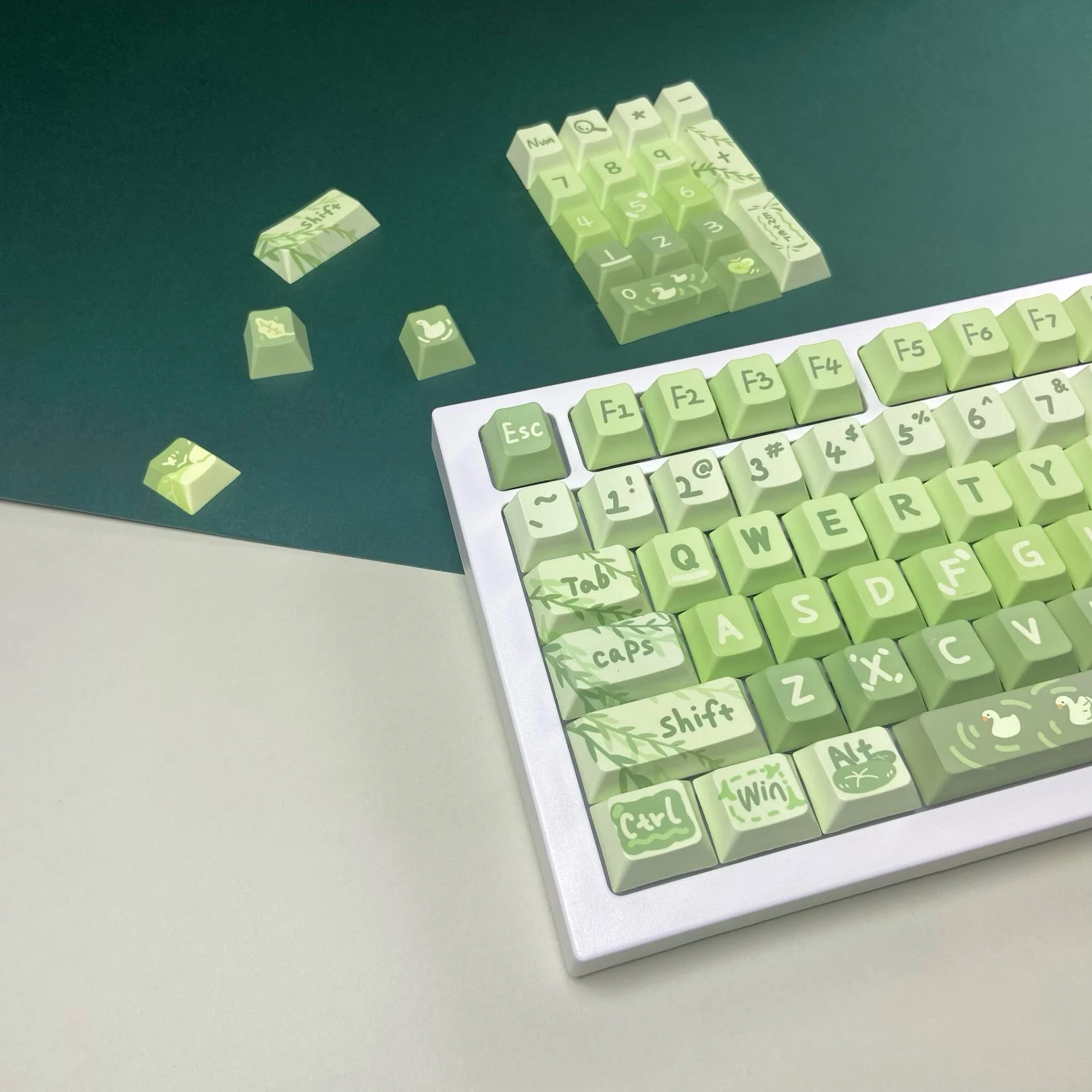 Cute Green Spring and Ducks Keycaps for Mechanical Keyboard PBT Cherry MOA Keycaps Gaming Keyboard Custom Decor
Cute Green Spring and Ducks Keycaps for Mechanical Keyboard PBT Cherry MOA Keycaps Gaming Keyboard Custom Decor