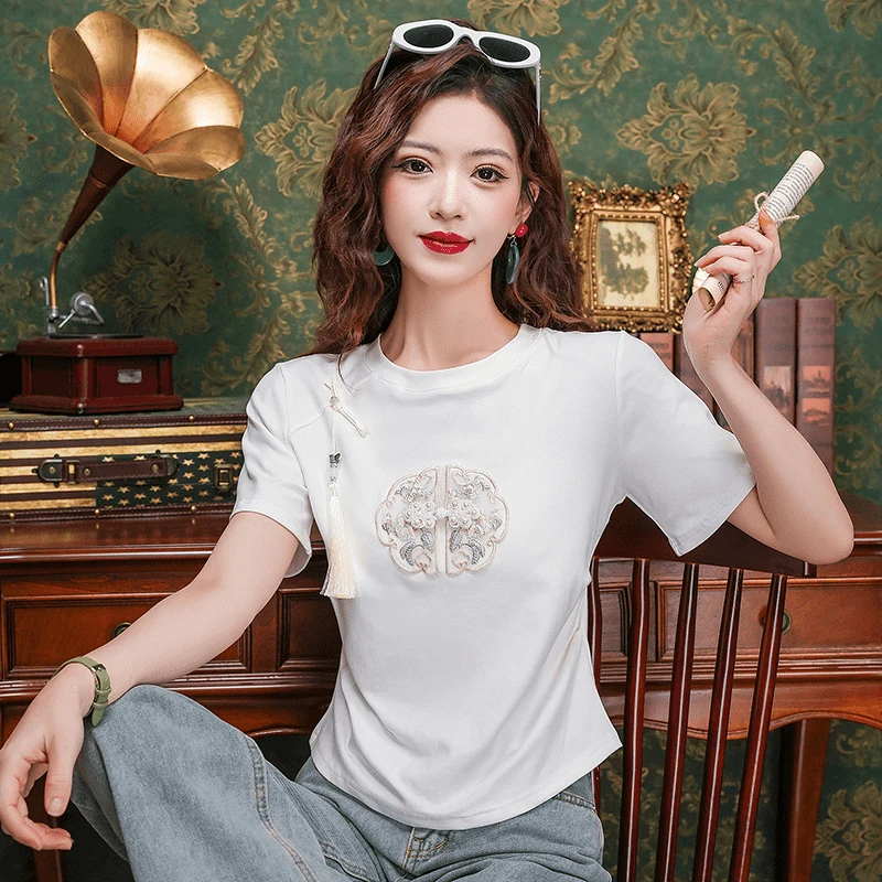 Summer 2024 Women's Faion Embroidered ort Sve T-irt Slim Fit Versatile Design Trendy Casual round Ne Top
Summer 2024 Women's Faion Embroidered ort Sve T-irt Slim Fit Versatile Design Trendy Casual round Ne Top