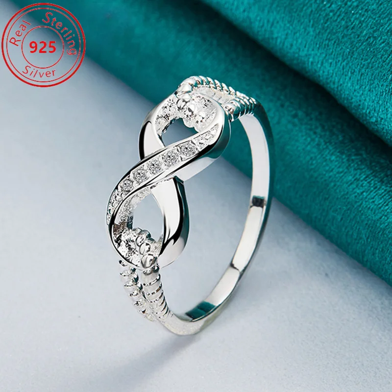 925 Sterling Silver Figure-8 Hollow Synthetic Zircon Ring - Fashion Classic Style - Suitable for Casual Party Wear - Perfect Charming Gift - Ideal Choice for Valentine's Day
925 Sterling Silver Figure-8 Hollow Synthetic Zircon Ring - Fashion Classic Style - Suitable for Casual Party Wear - Perfect Charming Gift - Ideal Choice for Valentine's Day