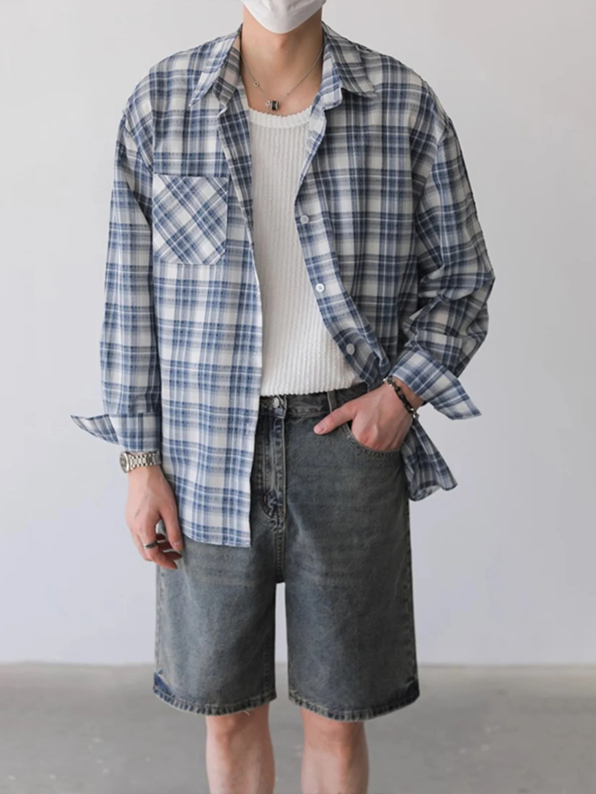 American High Street Thin Plaid Long Sve Men's irt Spring Autumn Trend Loose Versatile Cheered irt Jaet Top
American High Street Thin Plaid Long Sve Men's irt Spring Autumn Trend Loose Versatile Cheered irt Jaet Top