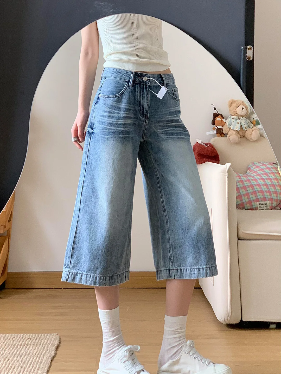 Summer 2026 plus Size Women's Vintage Straight Leg Loose Slimming American Wash Blue Seven-Foot Narrow Version Jeans
Summer 2026 plus Size Women's Vintage Straight Leg Loose Slimming American Wash Blue Seven-Foot Narrow Version Jeans