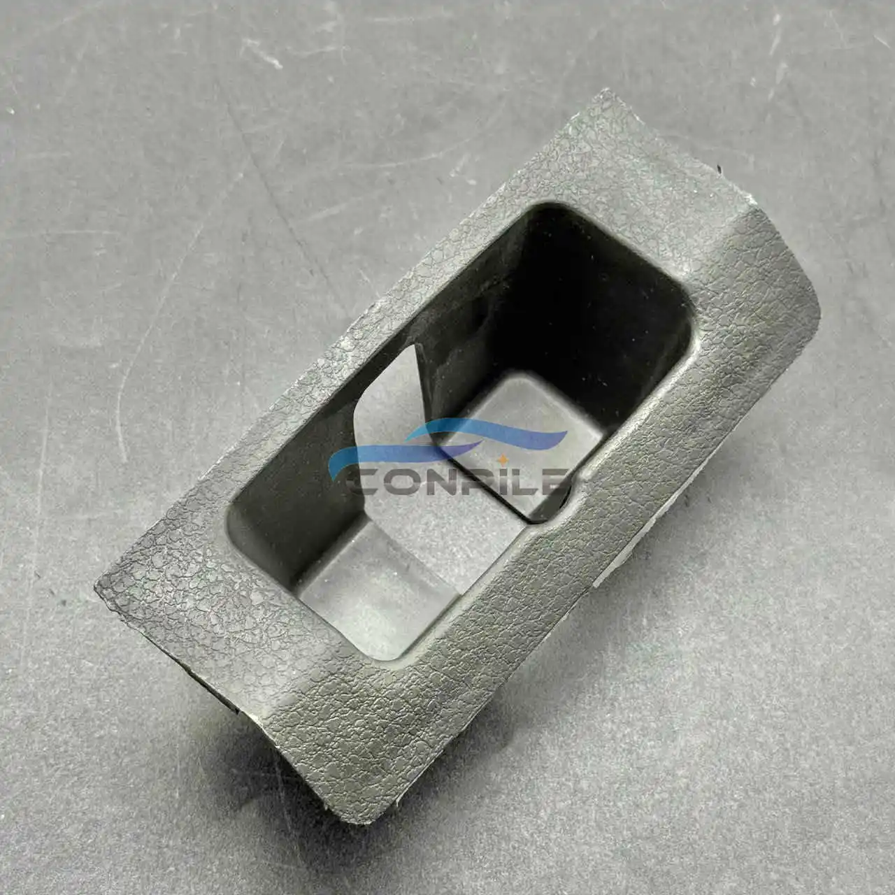 1pc for Toyota LEVIN COROLLA Camry RX Rear panel decorative panel small cover trunk lock pillar cover plate lock block
1pc for Toyota LEVIN COROLLA Camry RX Rear panel decorative panel small cover trunk lock pillar cover plate lock block