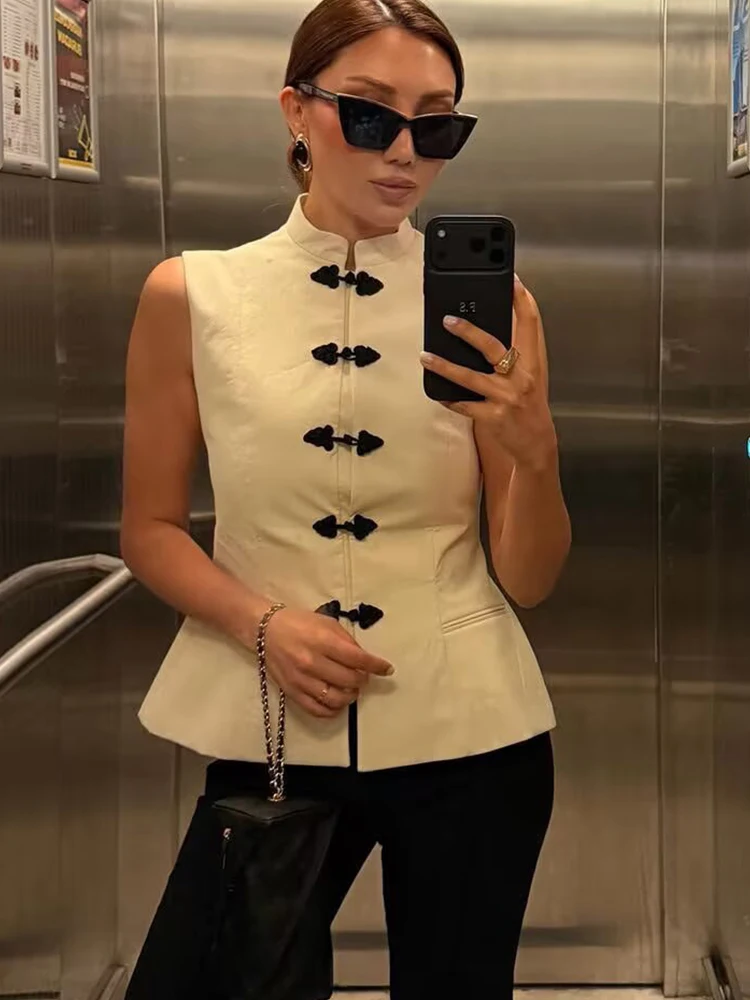 Summer Women New Waistcoat Chinese Style Vintage Button Up Vest Spring Outerwear Slim Fit Solid Color Casual Tank Top 2026 New
Summer Women New Waistcoat Chinese Style Vintage Button Up Vest Spring Outerwear Slim Fit Solid Color Casual Tank Top 2026 New