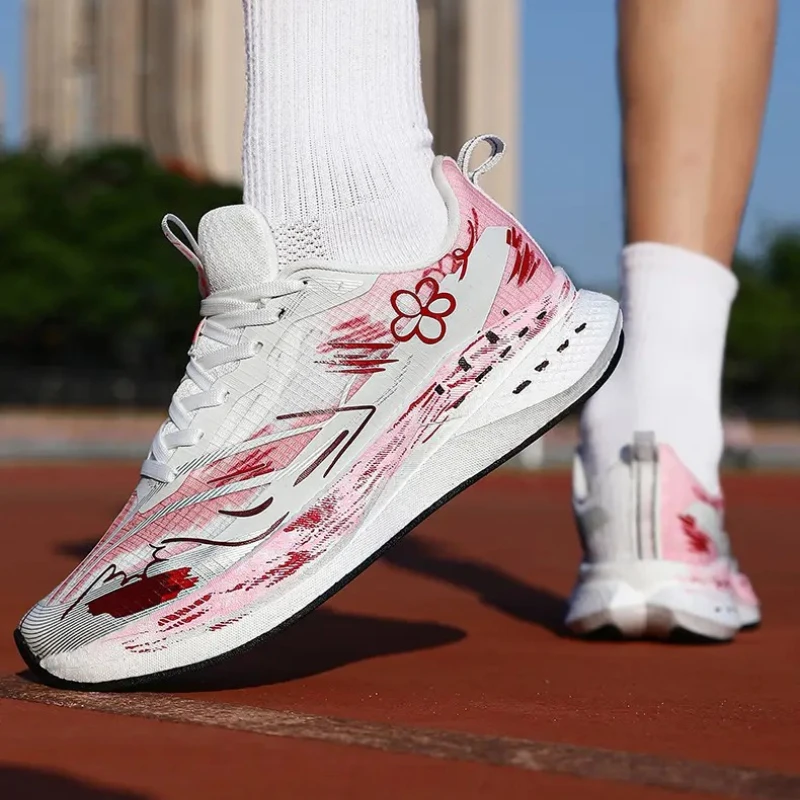 Men's new versatile parent-child style fashionable and comfortable sports shoes
Men's new versatile parent-child style fashionable and comfortable sports shoes