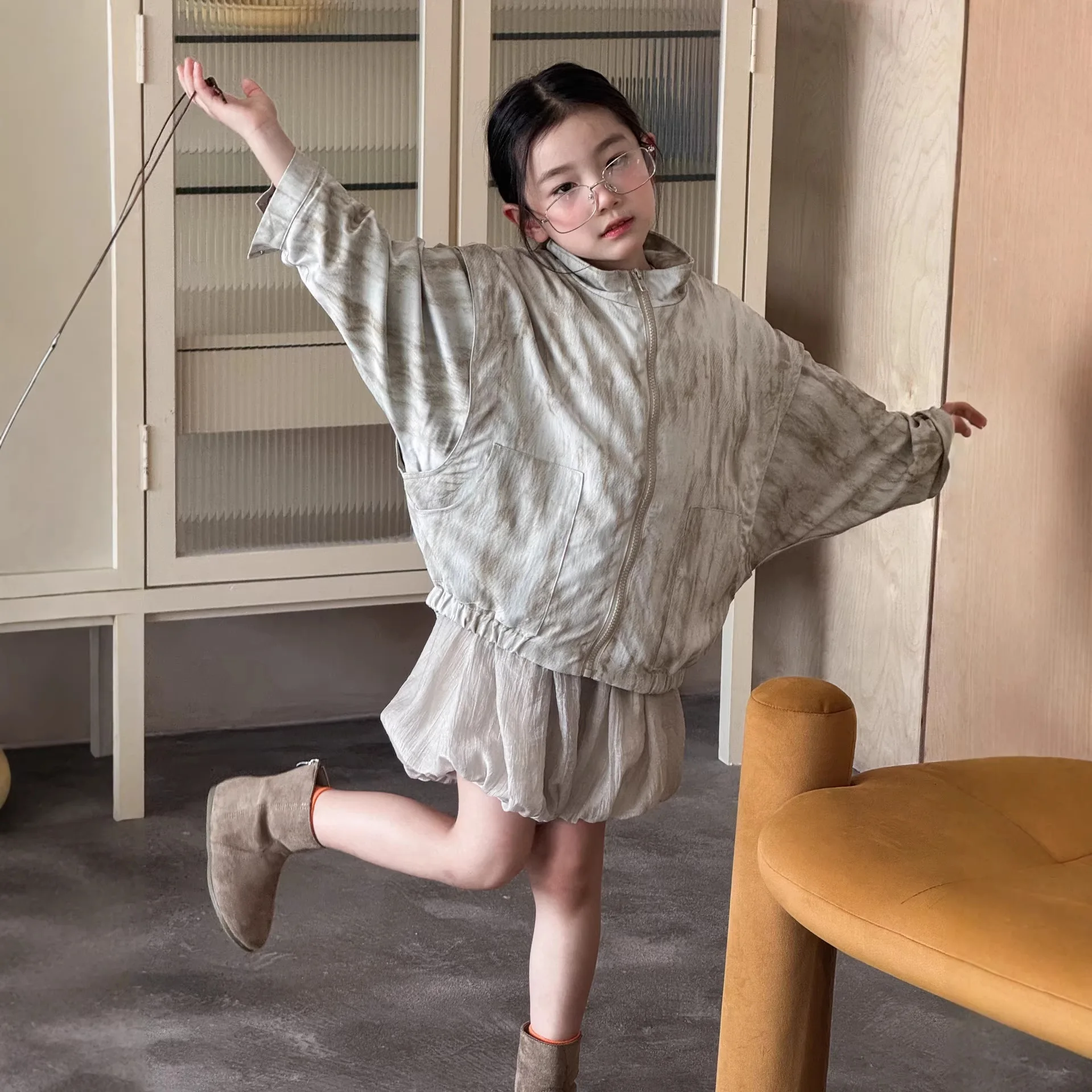 Boys and Girls Fashionable Splashed Ink Baseball Jacket New 2026 Spring Summer Thin Jacket
Boys and Girls Fashionable Splashed Ink Baseball Jacket New 2026 Spring Summer Thin Jacket