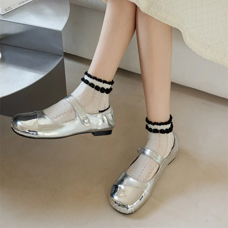 Women's Ankle Socks Spring SummerFashion Black White Cute Kawaii Lolita Thin Cotton Mesh Breathable Low Tube Socks Calcetines
Women's Ankle Socks Spring SummerFashion Black White Cute Kawaii Lolita Thin Cotton Mesh Breathable Low Tube Socks Calcetines