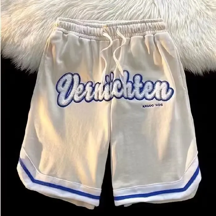 Летние спортивные брюки большого размера 250 Pou в американском стиле ретро, мужские свободные брюки в стиле хип-хоп с пятью деталями, модные брюки Ins High Street
Летние спортивные брюки большого размера 250 Pou в американском стиле ретро, мужские свободные брюки в стиле хип-хоп с пятью деталями, модные брюки Ins High Street