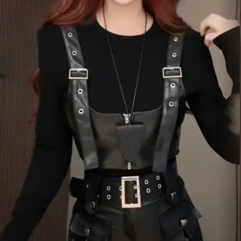 Women's autumn and winter new western-style slim top Korean fashion fake two-piece spell PU leather long-sleeved bottoming shirt
Women's autumn and winter new western-style slim top Korean fashion fake two-piece spell PU leather long-sleeved bottoming shirt