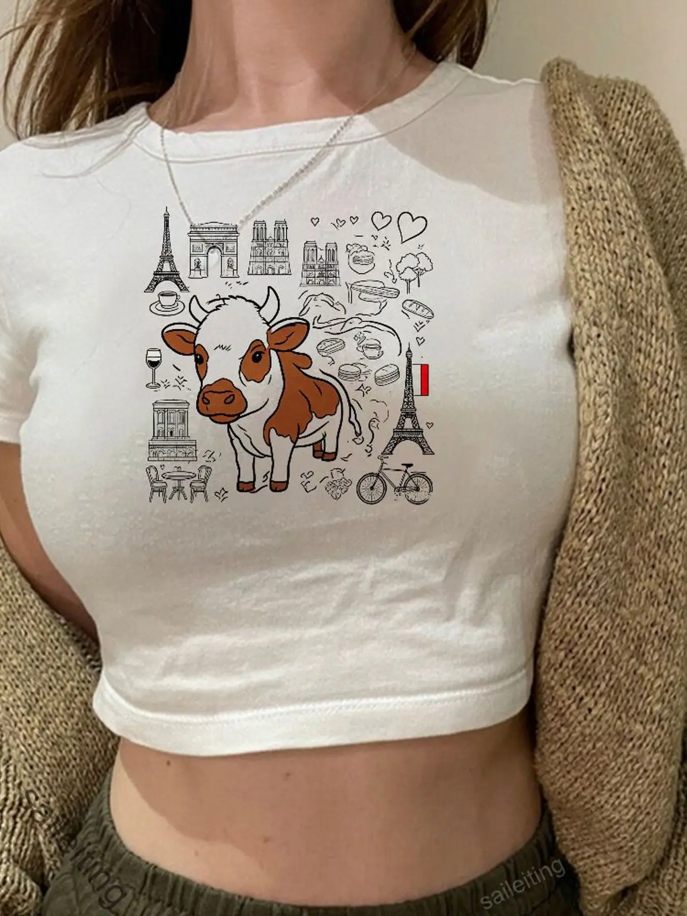 Women's Black Crop Top T-Shirt French Culture Cartoon Cow Print Eiffel Tower Baguette Short Sleeve Casual Streetwear Tee
Women's Black Crop Top T-Shirt French Culture Cartoon Cow Print Eiffel Tower Baguette Short Sleeve Casual Streetwear Tee