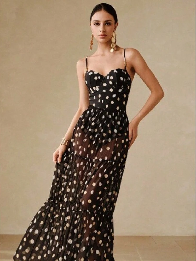 Sexy Lady's Polka Dot Bikini Swimming Suit Summer Beachwear Madam Casual Surfing Swimsuit with Steel Support
Sexy Lady's Polka Dot Bikini Swimming Suit Summer Beachwear Madam Casual Surfing Swimsuit with Steel Support
