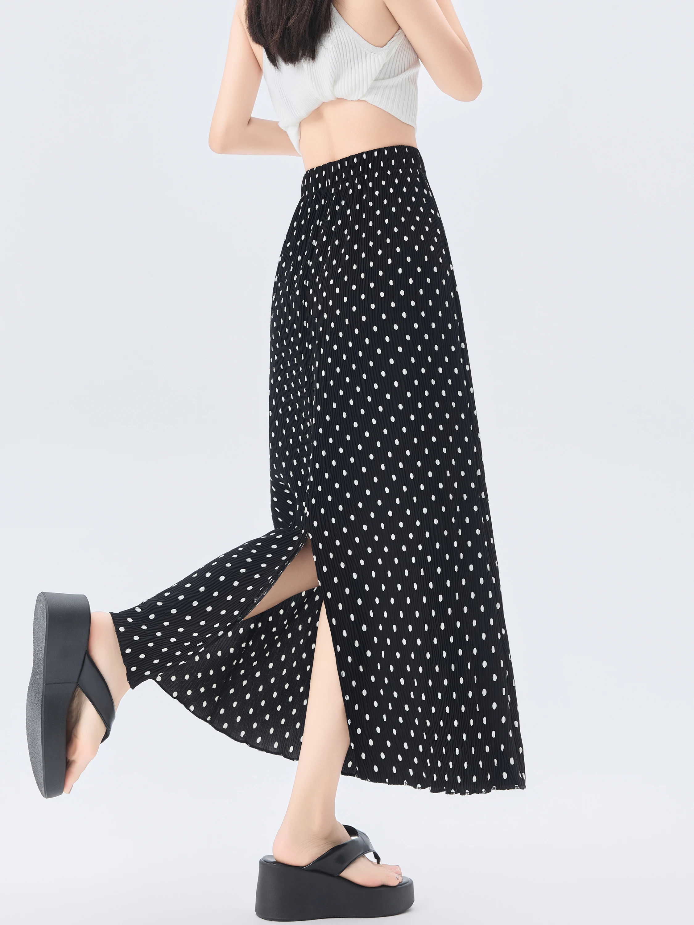 Retro Polka Dot Slit Half Skirt Women's Summer New Elastic Waist Slimming Casual A-Line Pleated Long Skirt Bodycon Skirt
Retro Polka Dot Slit Half Skirt Women's Summer New Elastic Waist Slimming Casual A-Line Pleated Long Skirt Bodycon Skirt